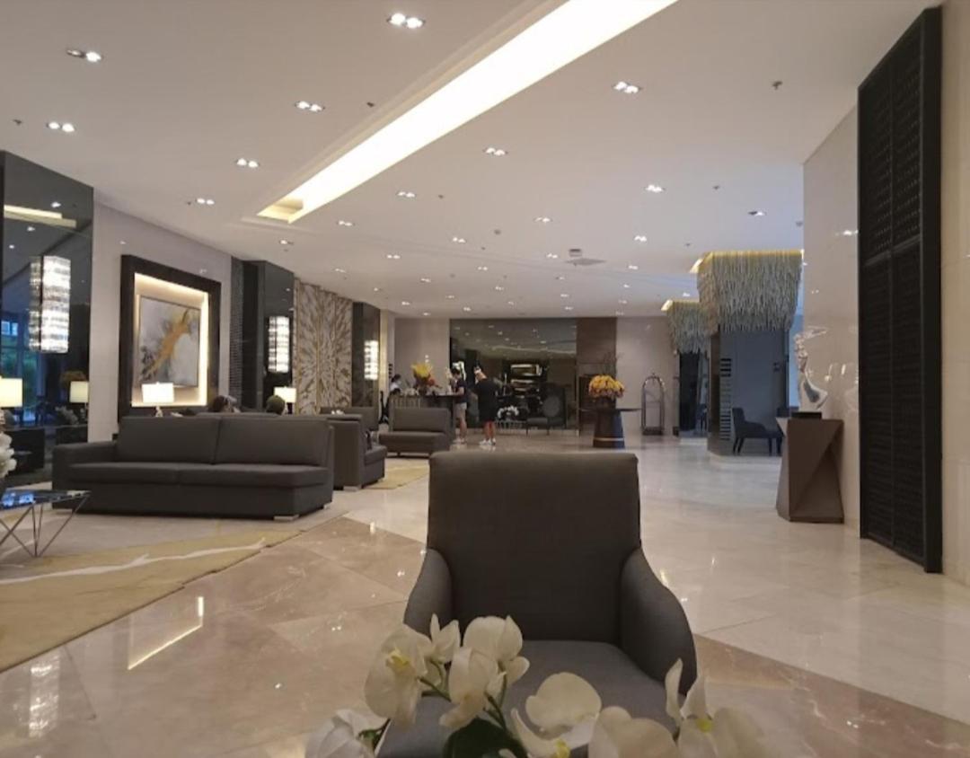 One Bedroom Condo Unit Fame Residences Manila Exterior foto